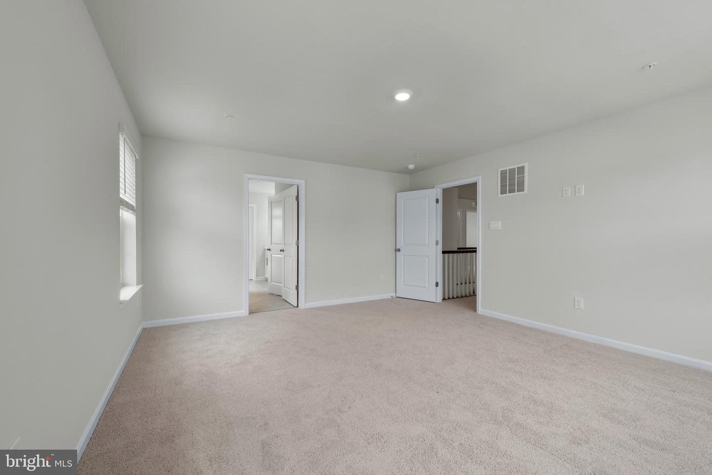 467 Ensemble Way Property Photo 22