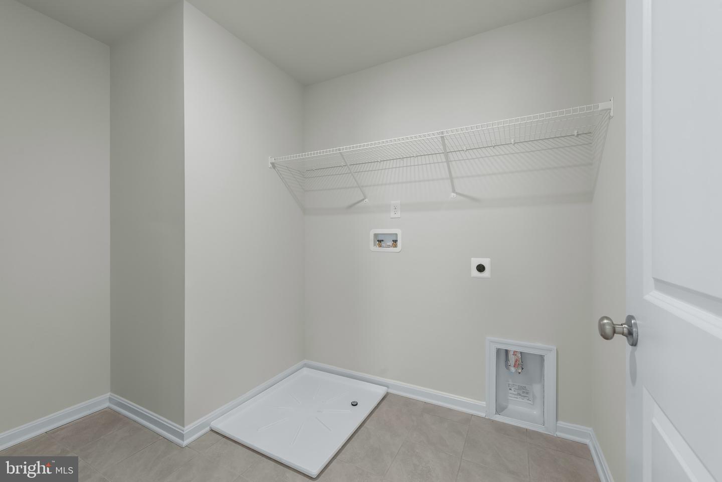 467 Ensemble Way Property Photo 32