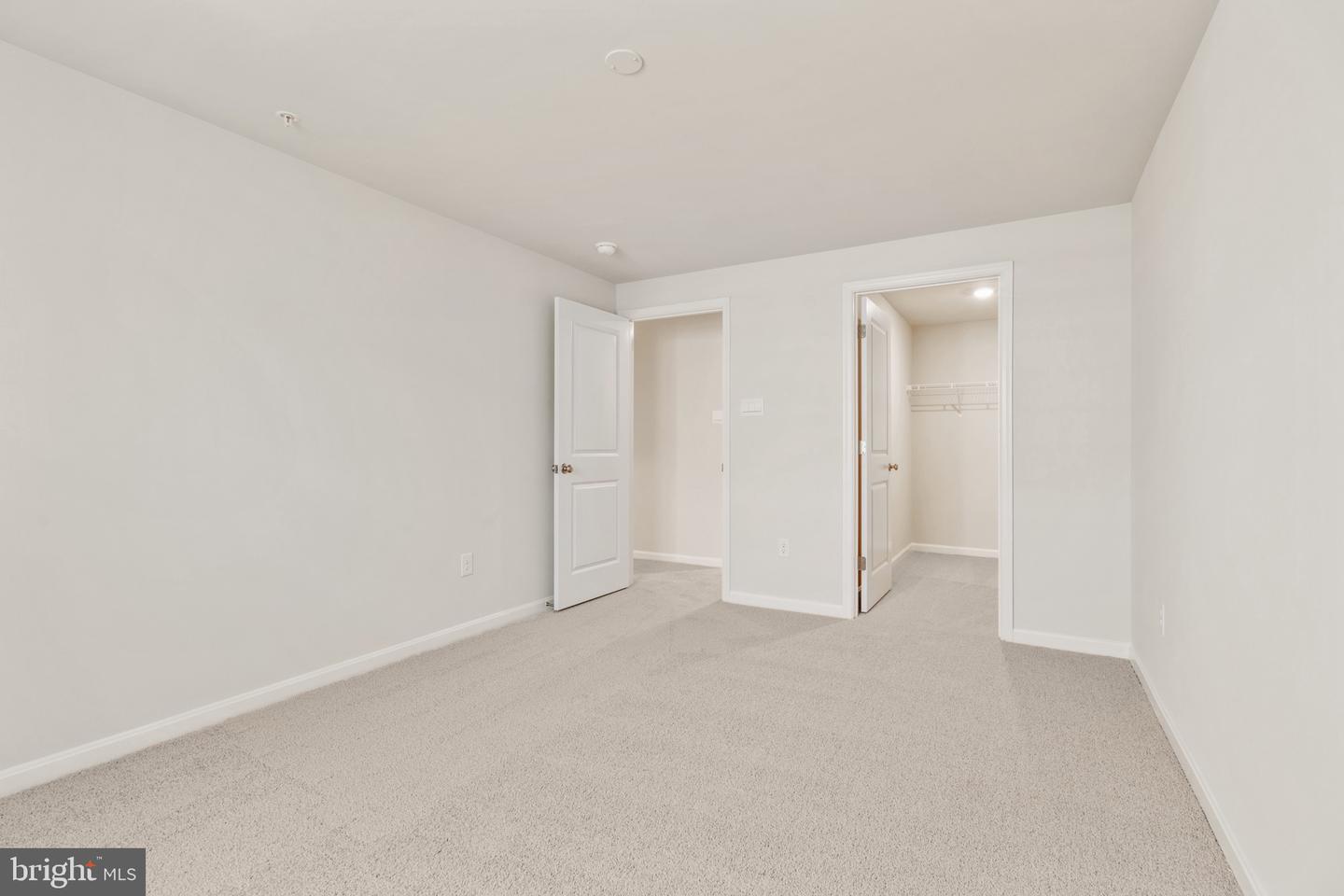 469 Ensemble Way Property Photo 21