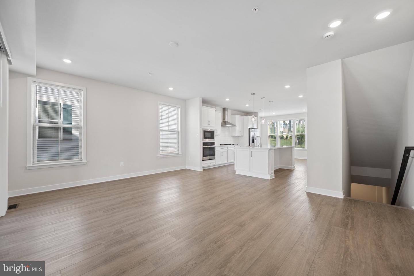 MDFR2084650 Property Photo 6