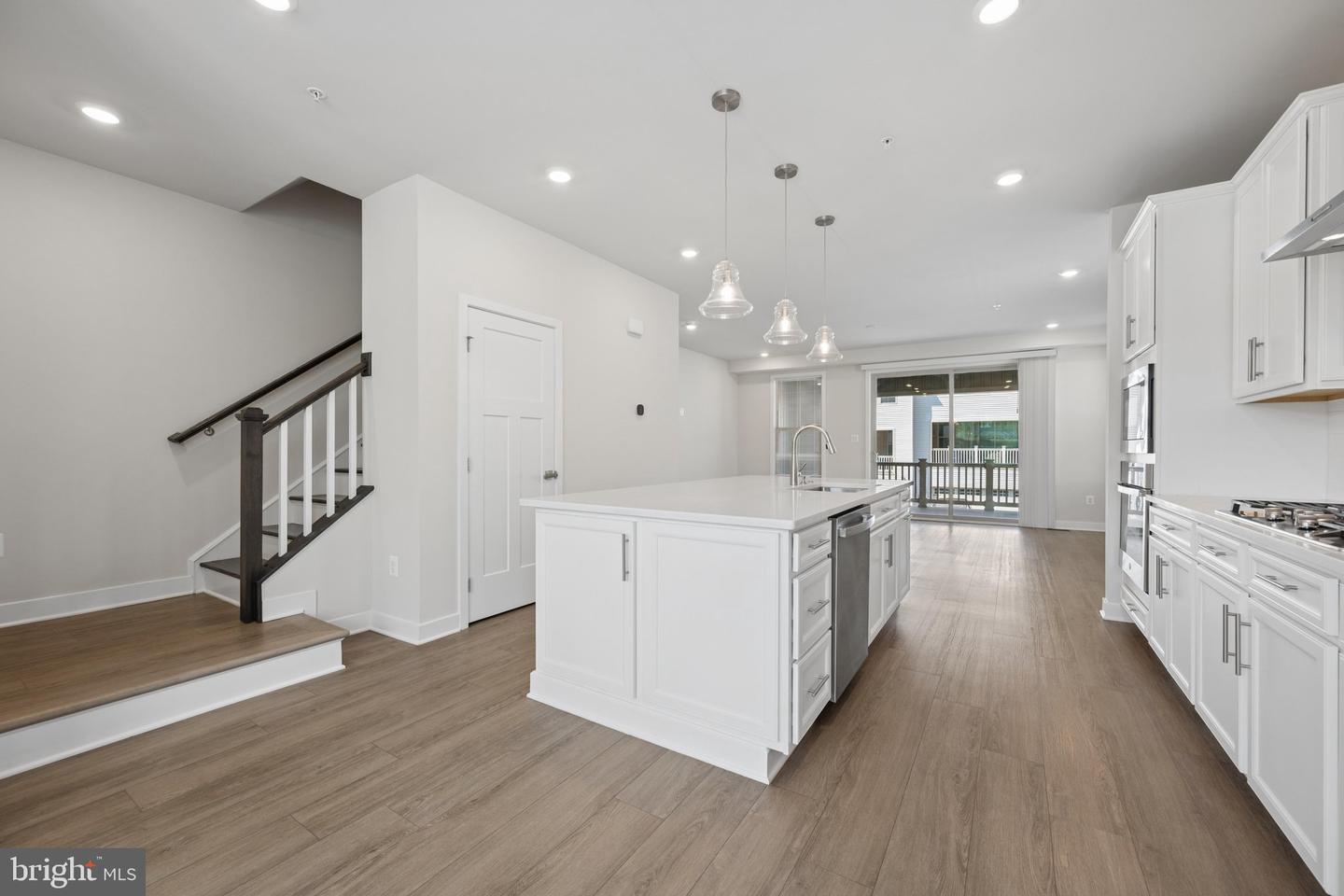 MDFR2084650 Property Photo 12
