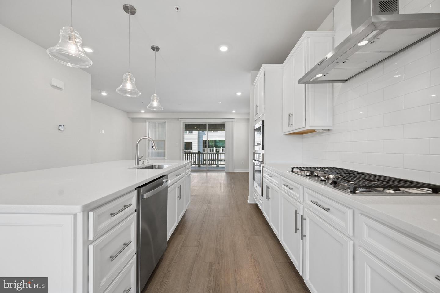 MDFR2084650 Property Photo 18