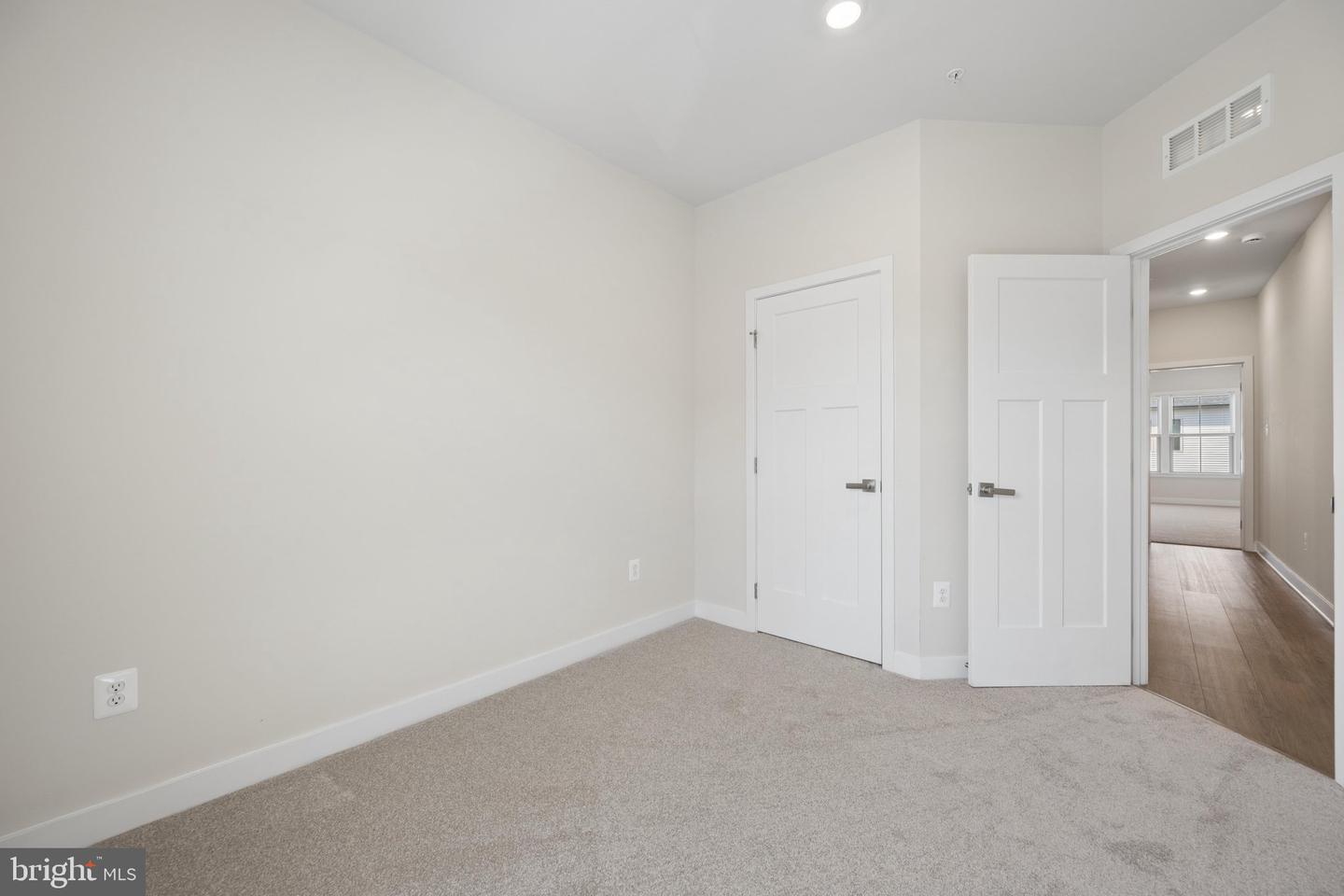 MDFR2084650 Property Photo 39
