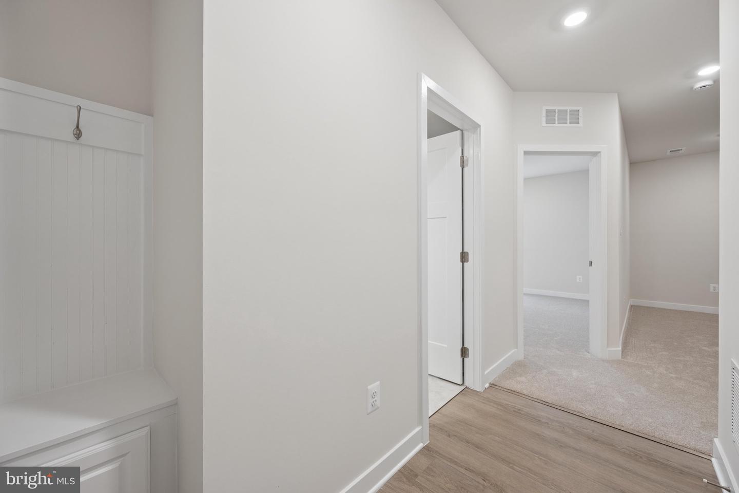 MDFR2084650 Property Photo 46