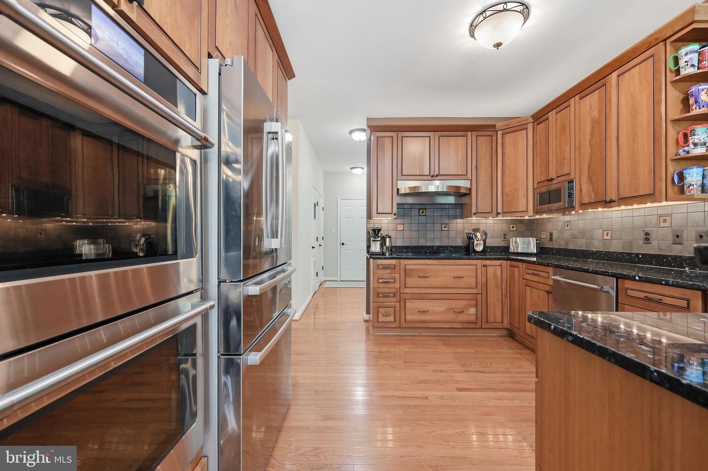 10029 Pine Tree Rd Property Photo 18