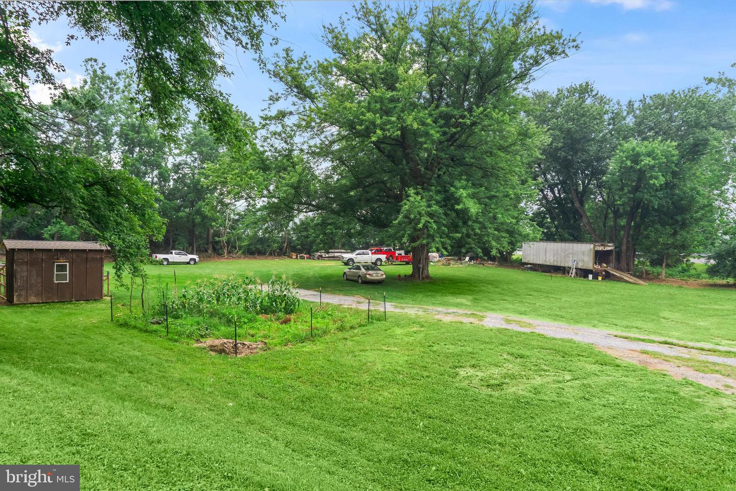 9001 Hollow Rd Property Photo 35