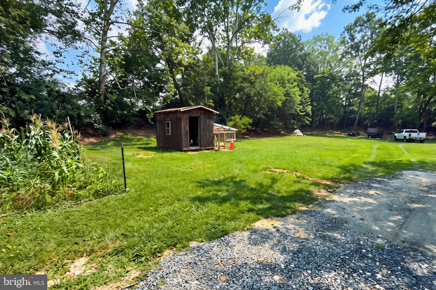 9001 Hollow Rd Property Photo 36