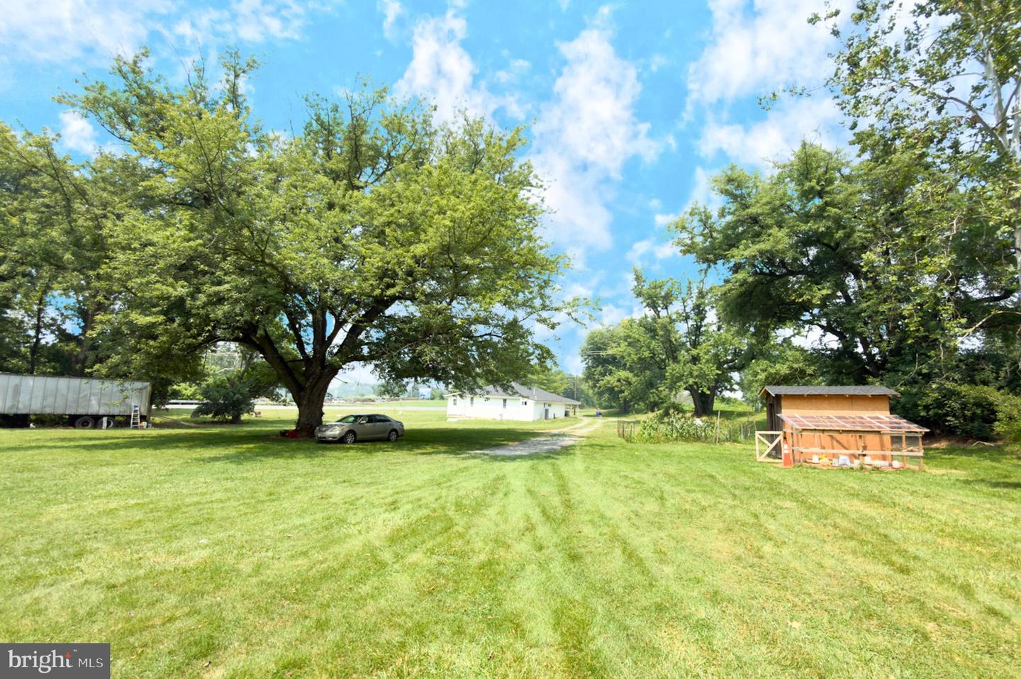9001 Hollow Rd Property Photo 38
