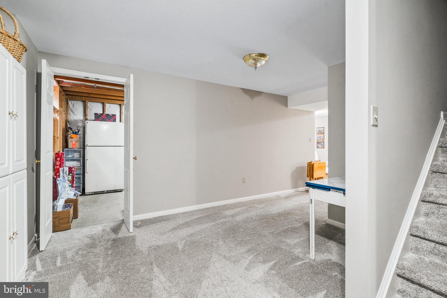 2214 W Greenleaf Dr Property Photo 40