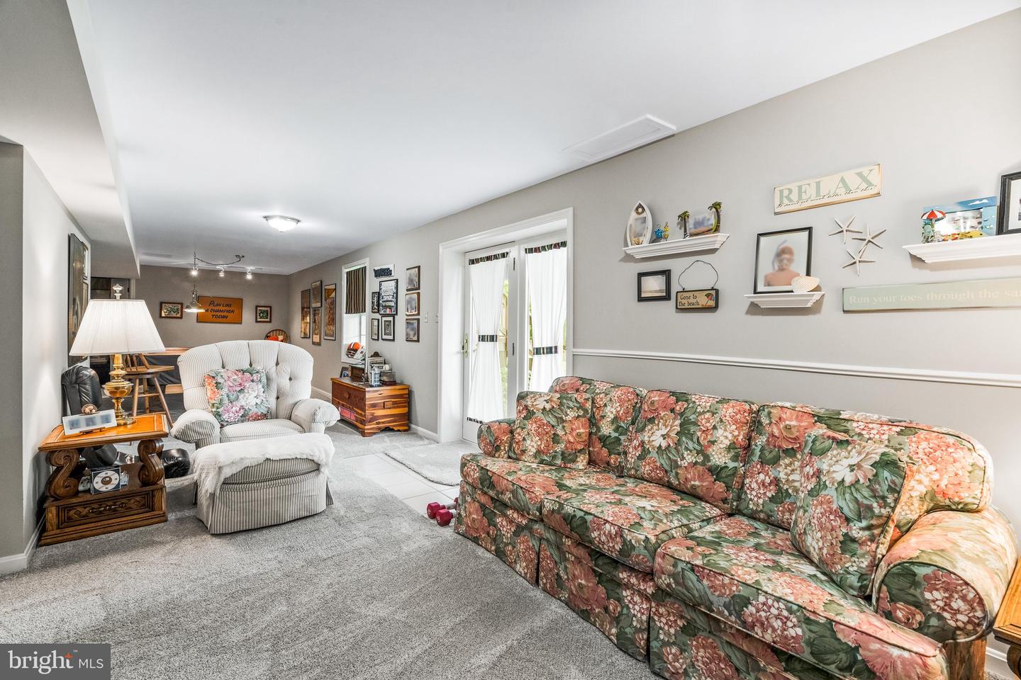 2214 W Greenleaf Dr Property Photo 43