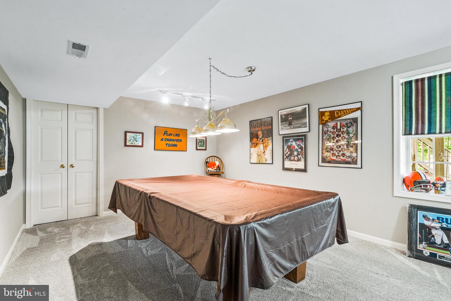 2214 W Greenleaf Dr Property Photo 45