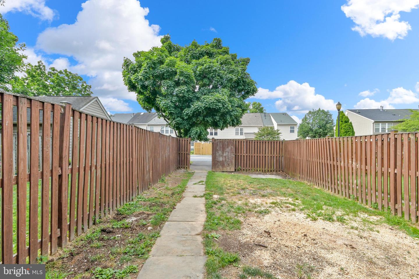 1638 Wheyfield Dr Property Photo 13