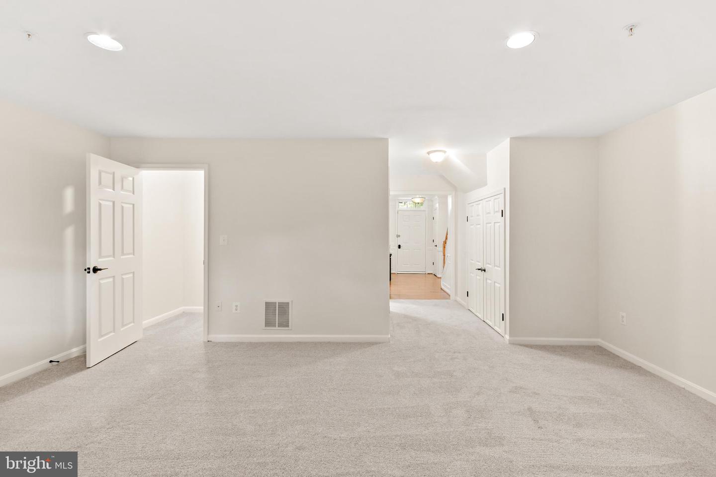 1638 Wheyfield Dr Property Photo 35