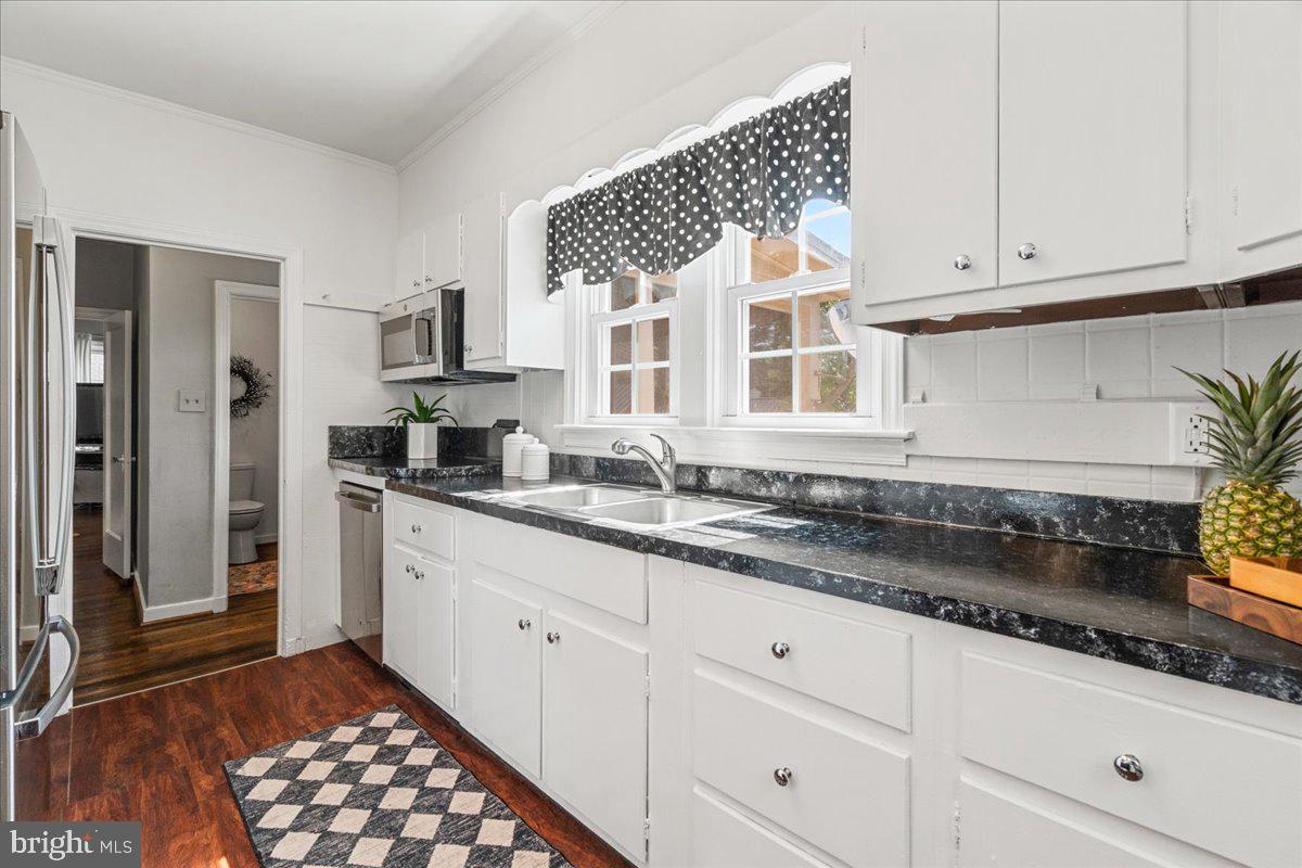 1606 N Market St Property Photo 15