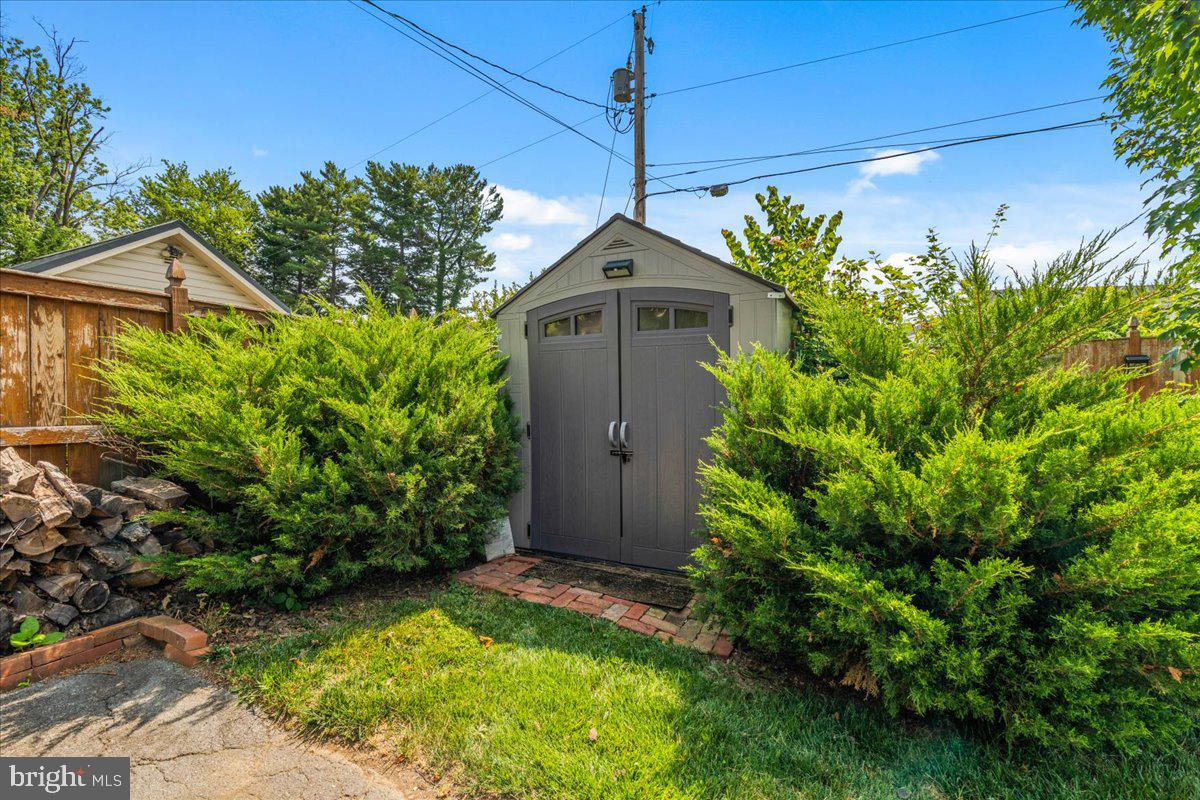 1606 N Market St Property Photo 44