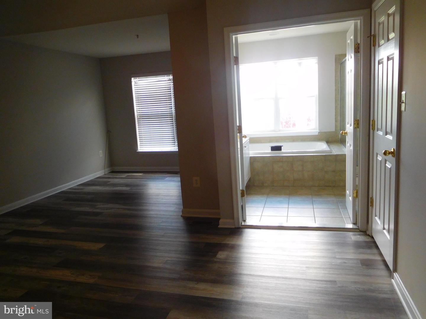1941 Fieldstone Way Property Photo 13
