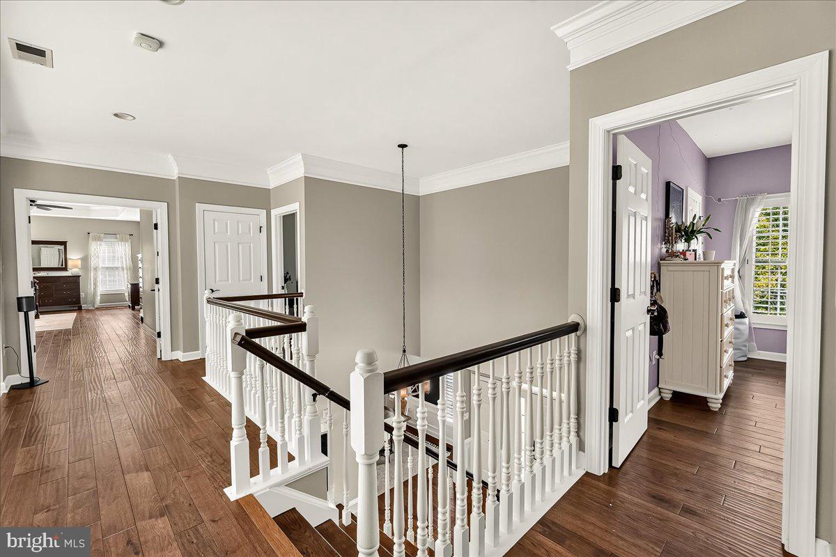11204 Yardley Pl E Property Photo 30