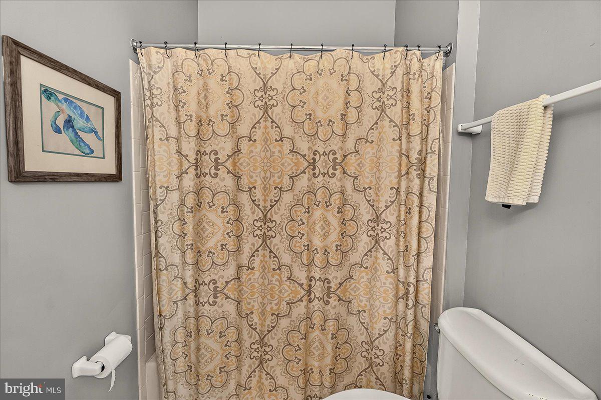 11204 Yardley Pl E Property Photo 45