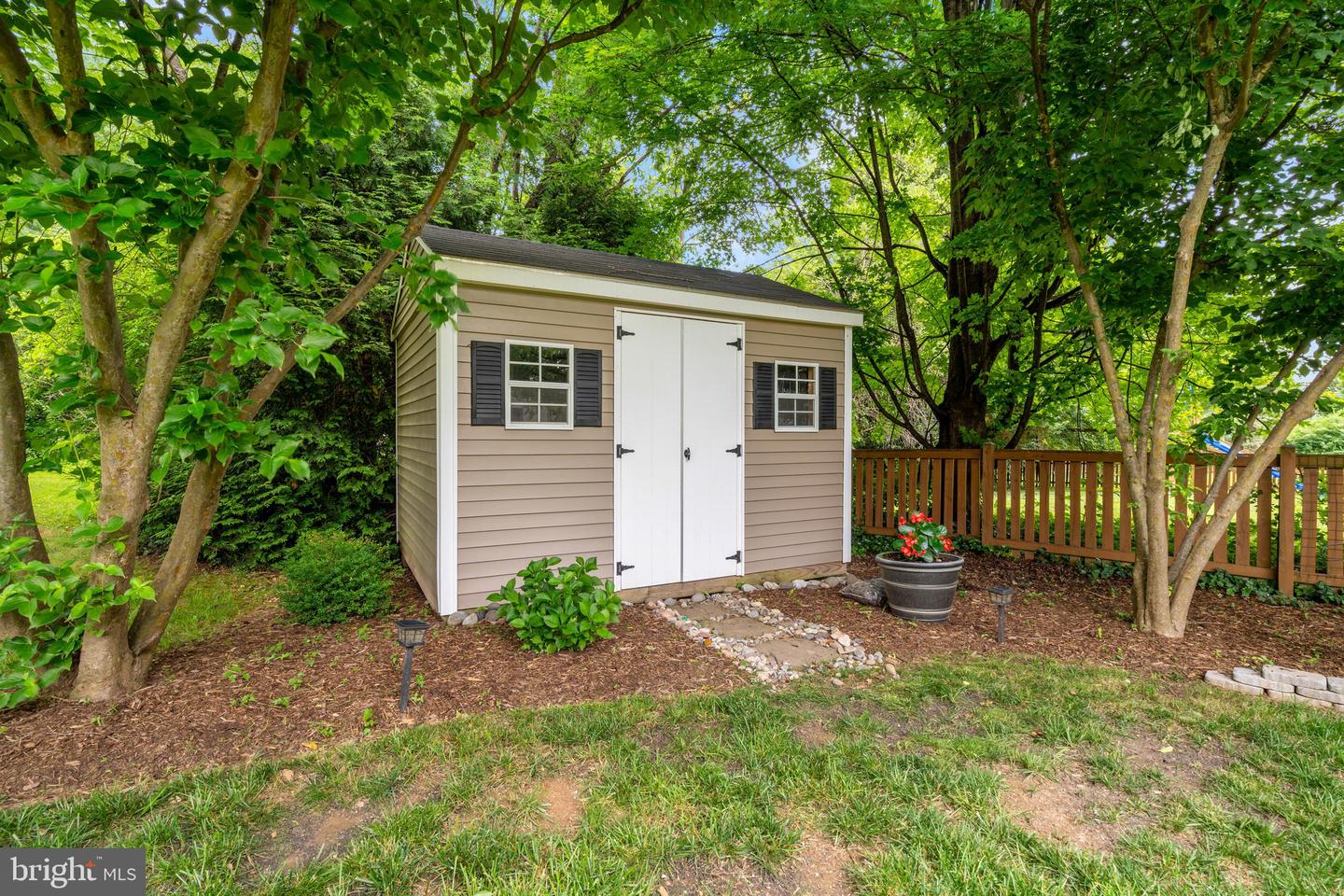 5646 Denfield Pl Property Photo 55