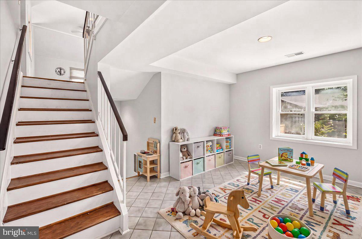 10294 Erie Way Property Photo 21