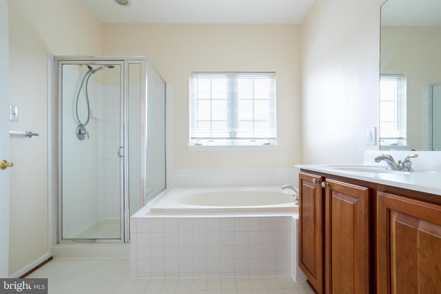 9314 Penrose St Property Photo 18