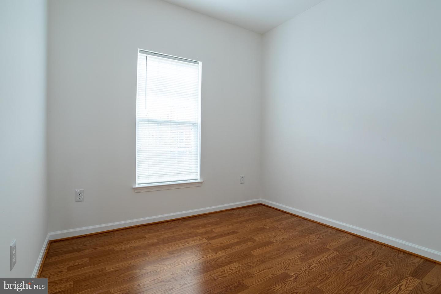 9314 Penrose St Property Photo 21
