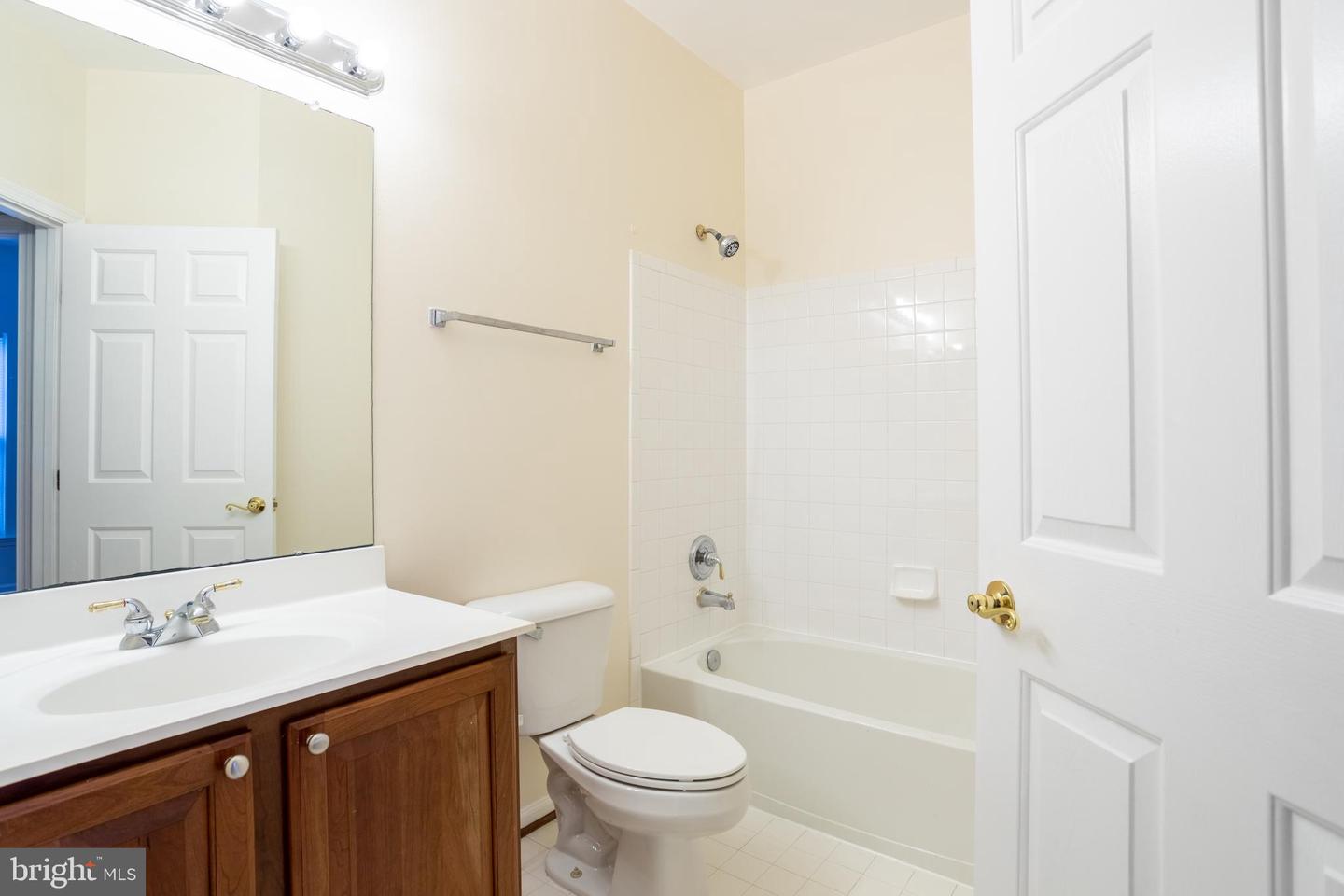 9314 Penrose St Property Photo 22