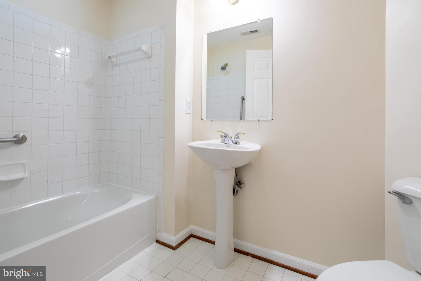 9314 Penrose St Property Photo 31