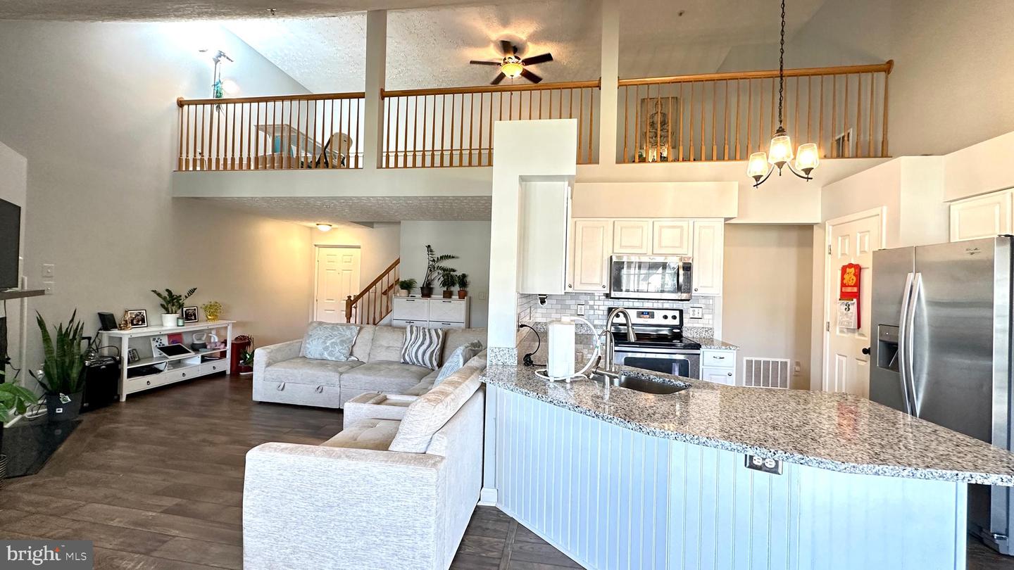 6341 Springwater Ter #9402 Property Photo 7