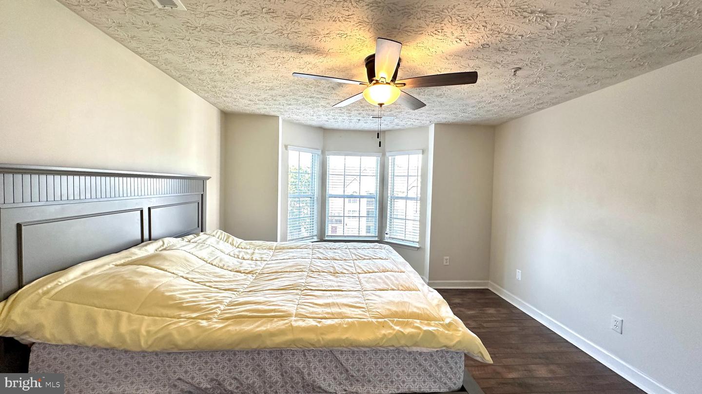 6341 Springwater Ter #9402 Property Photo 17