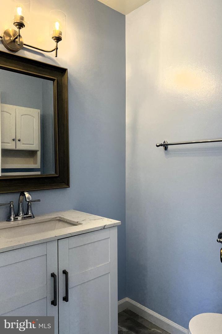 439 Terry Ct #b4 Property Photo 5