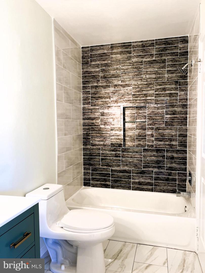 439 Terry Ct #b4 Property Photo 12