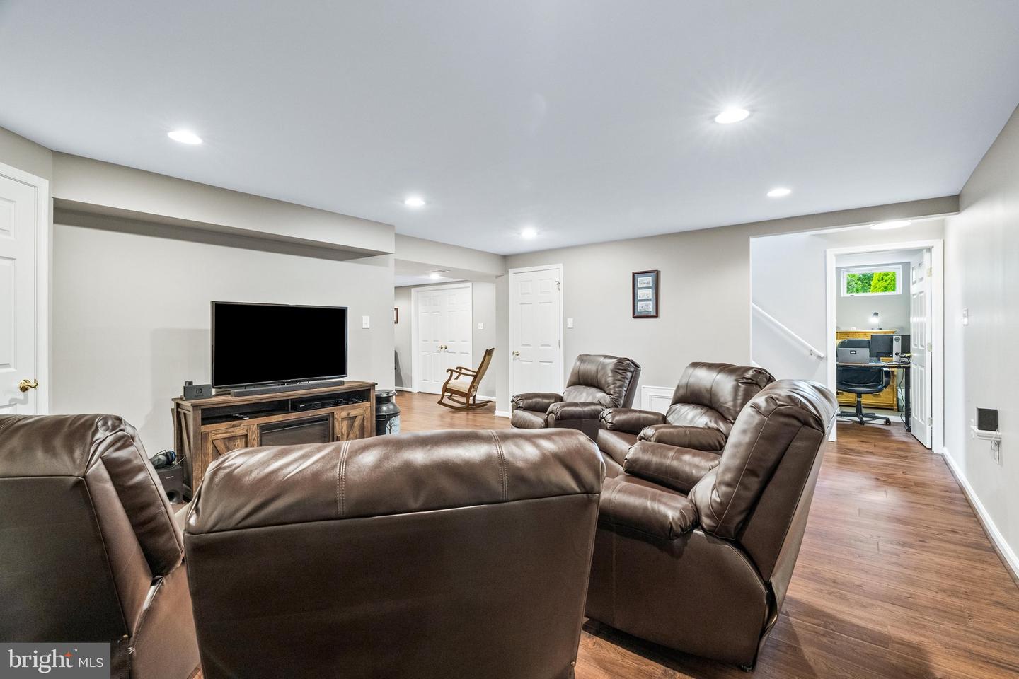 5715 Doubs Rd Property Photo 45