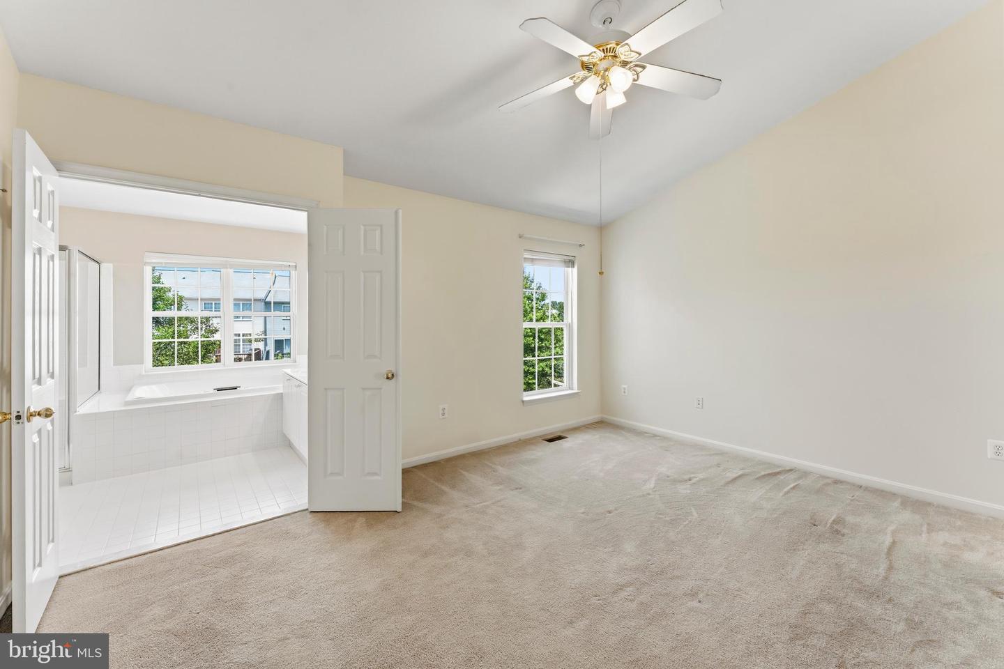 218 Harpers Way Property Photo 34