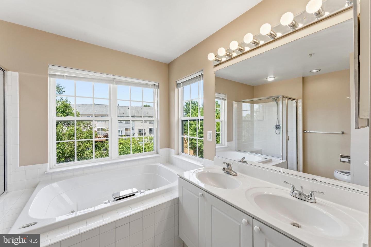 218 Harpers Way Property Photo 38