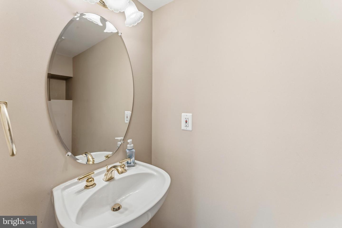 218 Harpers Way Property Photo 47