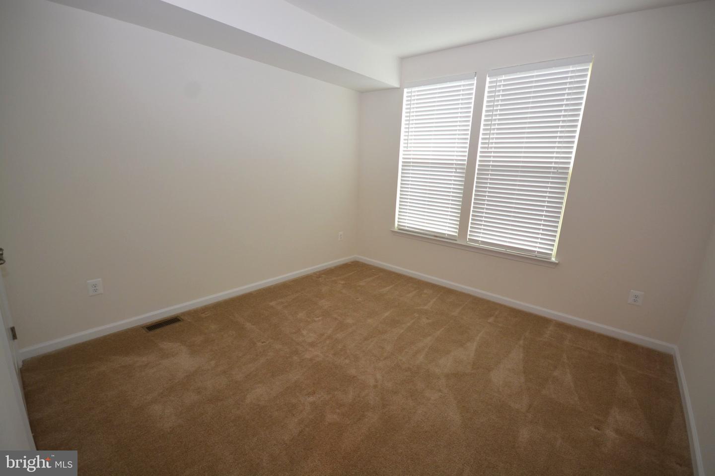 5942 Leben Dr Property Photo 20