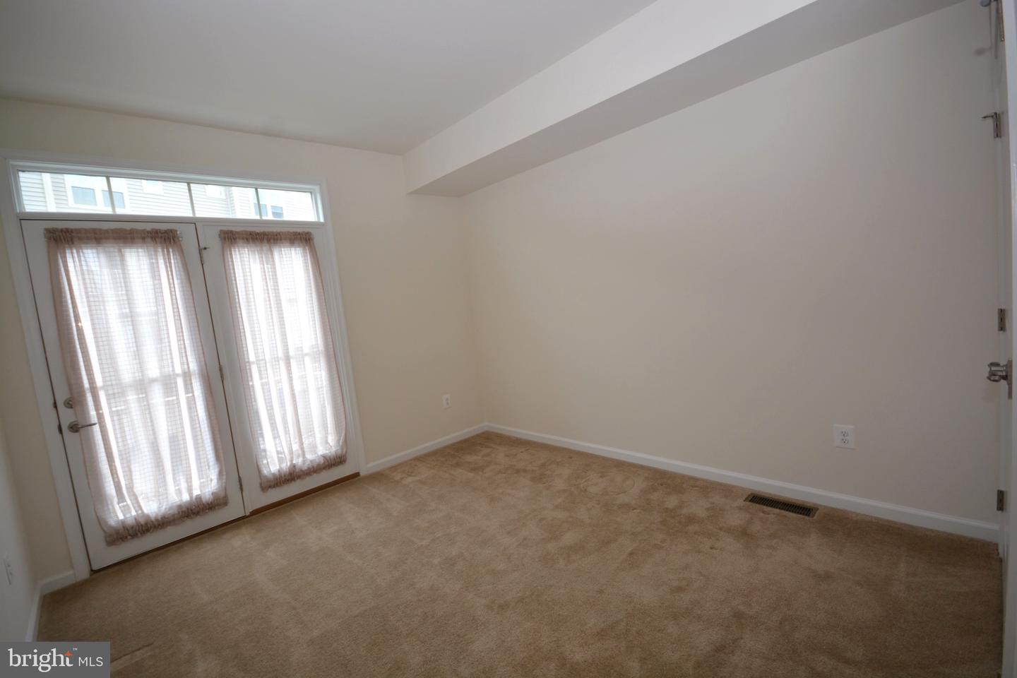 5942 Leben Dr Property Photo 21