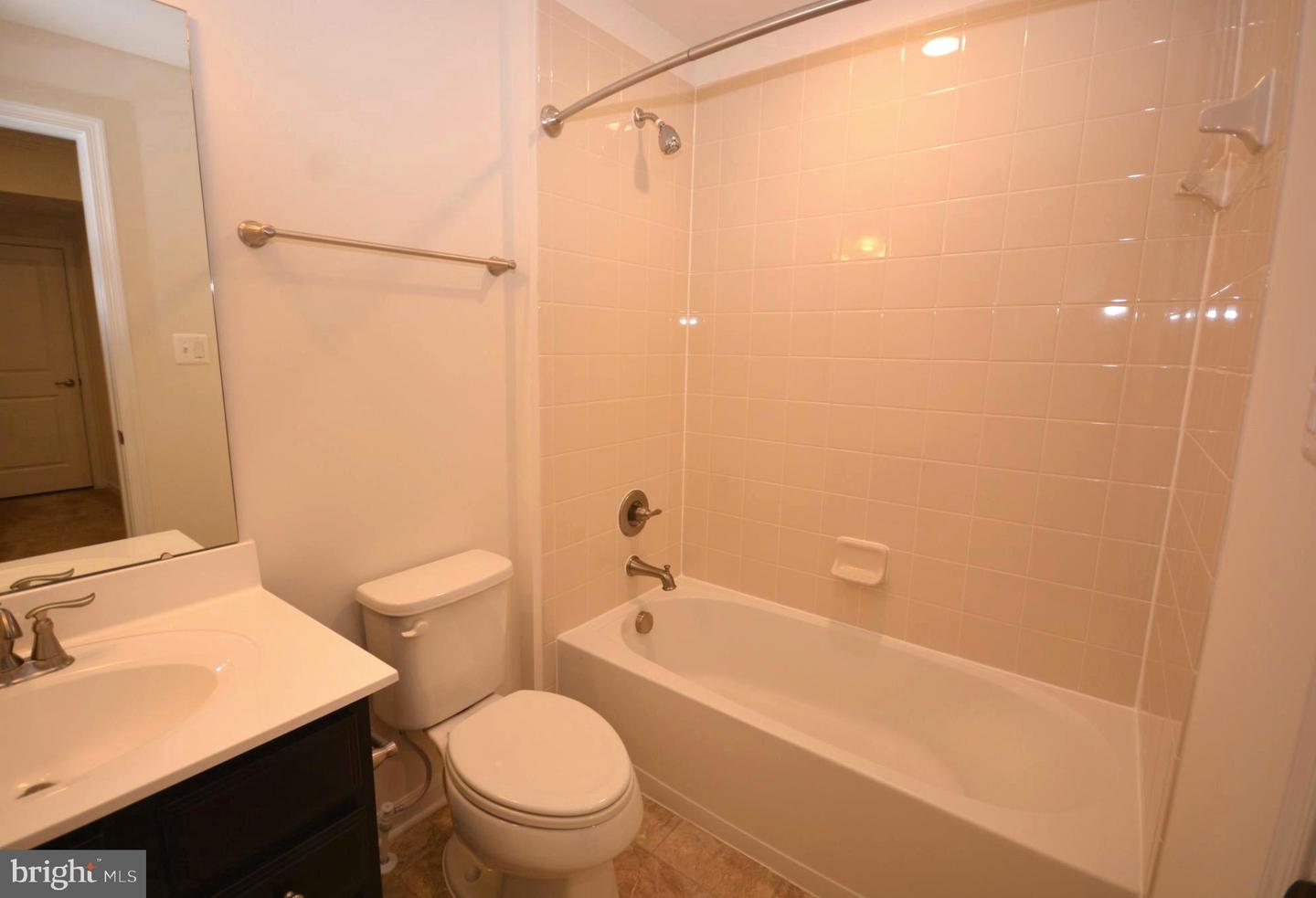 5942 Leben Dr Property Photo 23