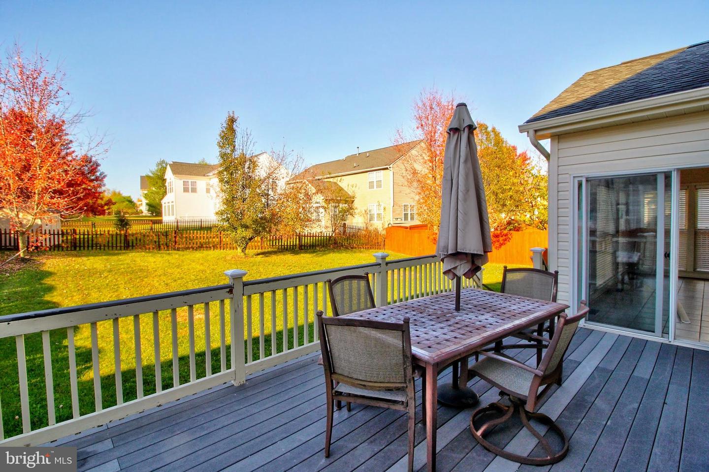 1828 Weybridge Rd Property Photo 2
