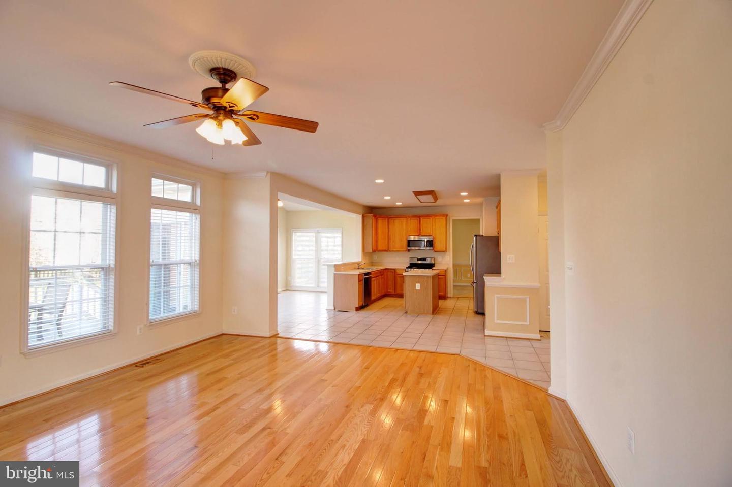 1828 Weybridge Rd Property Photo 10