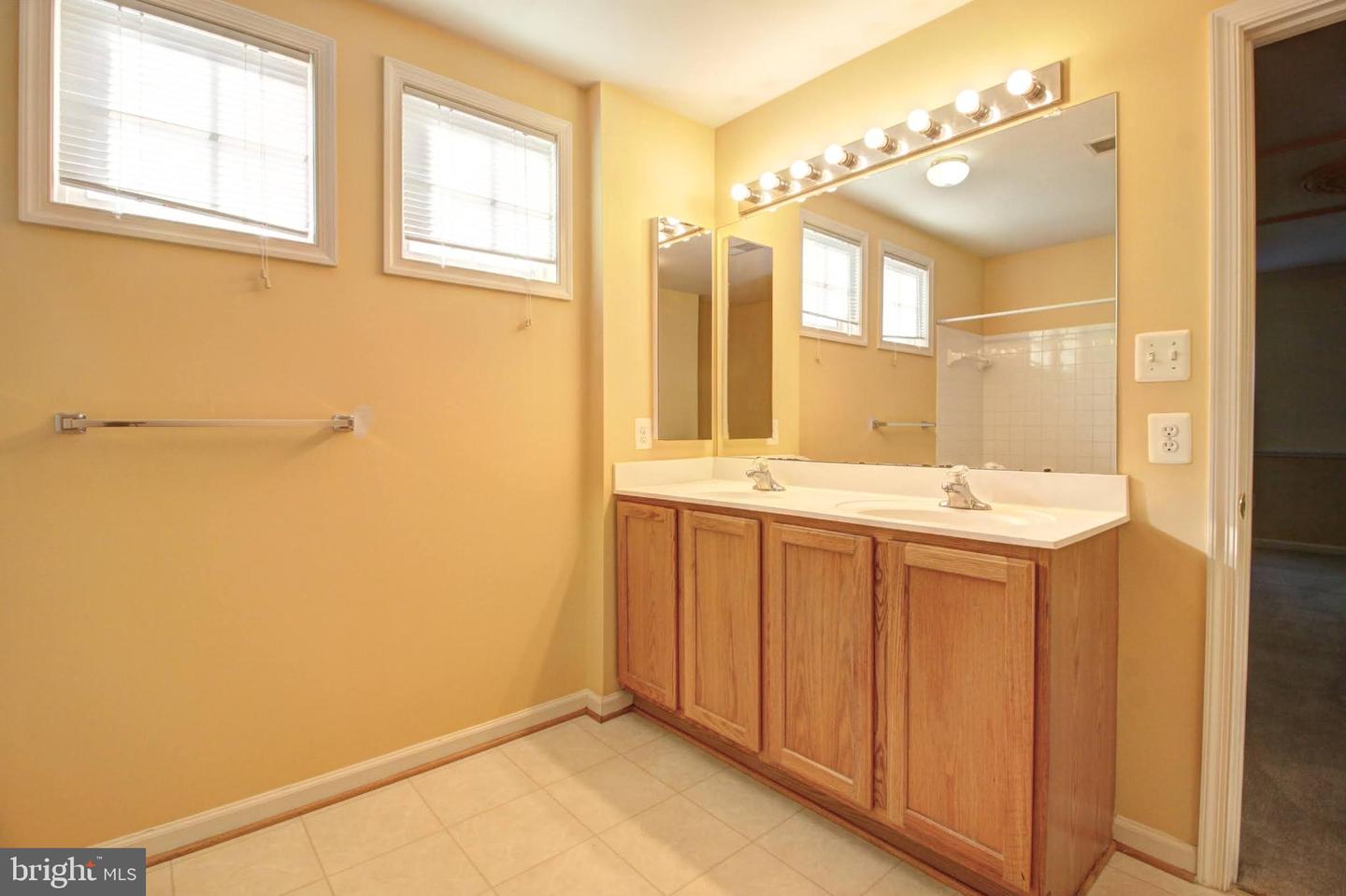 1828 Weybridge Rd Property Photo 25