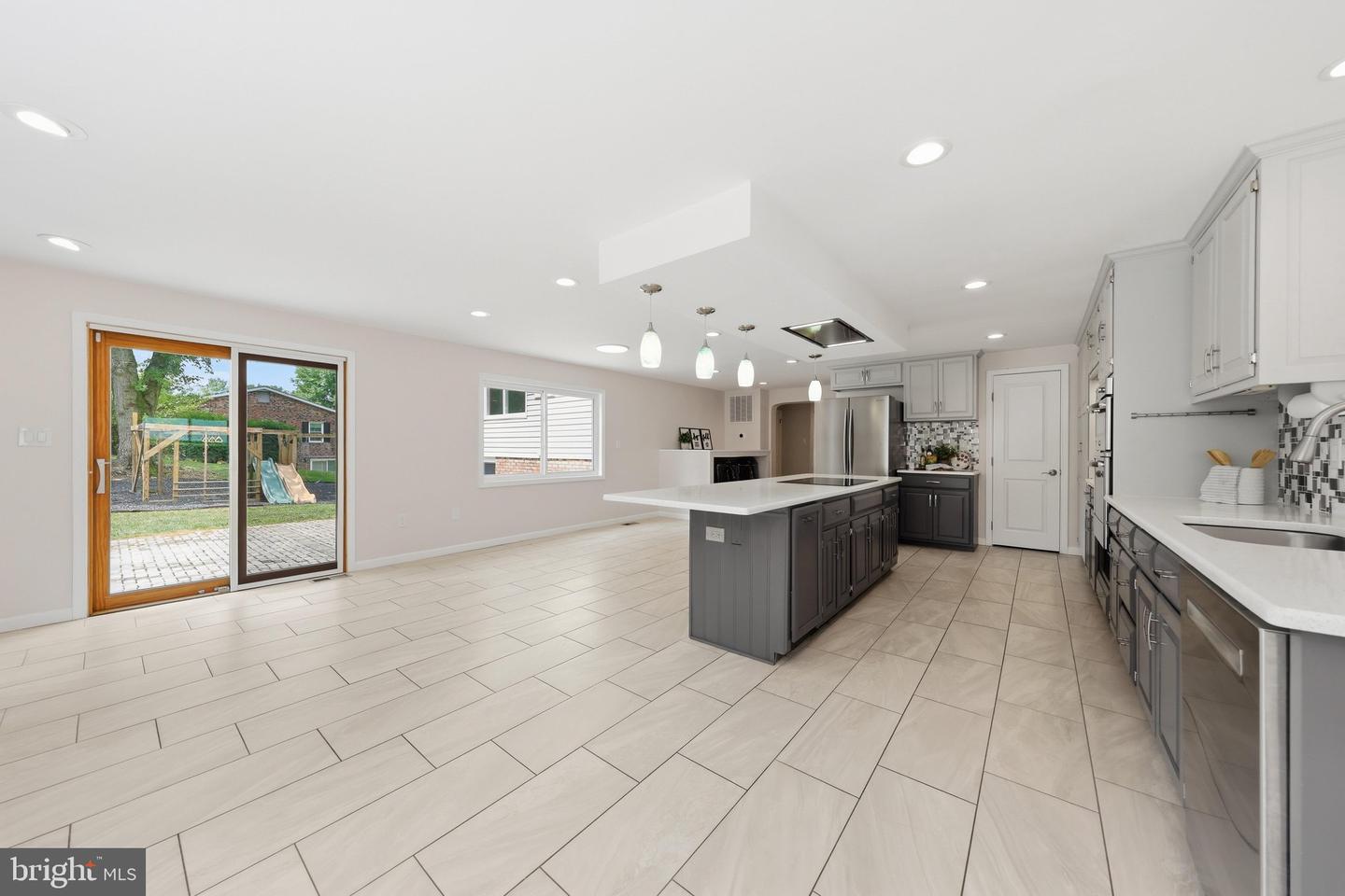 6113 Elaine Dr Property Photo 10