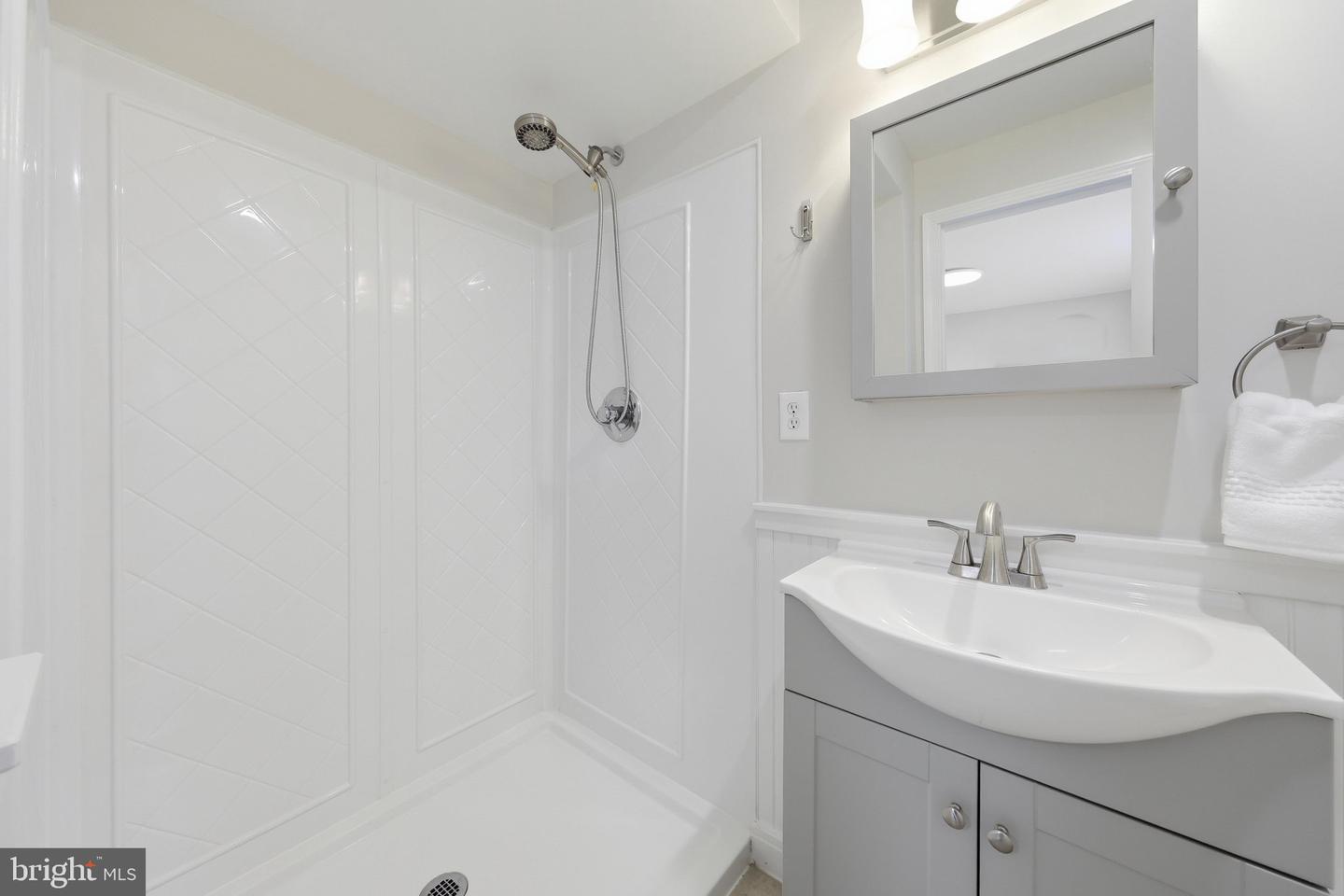 6113 Elaine Dr Property Photo 37