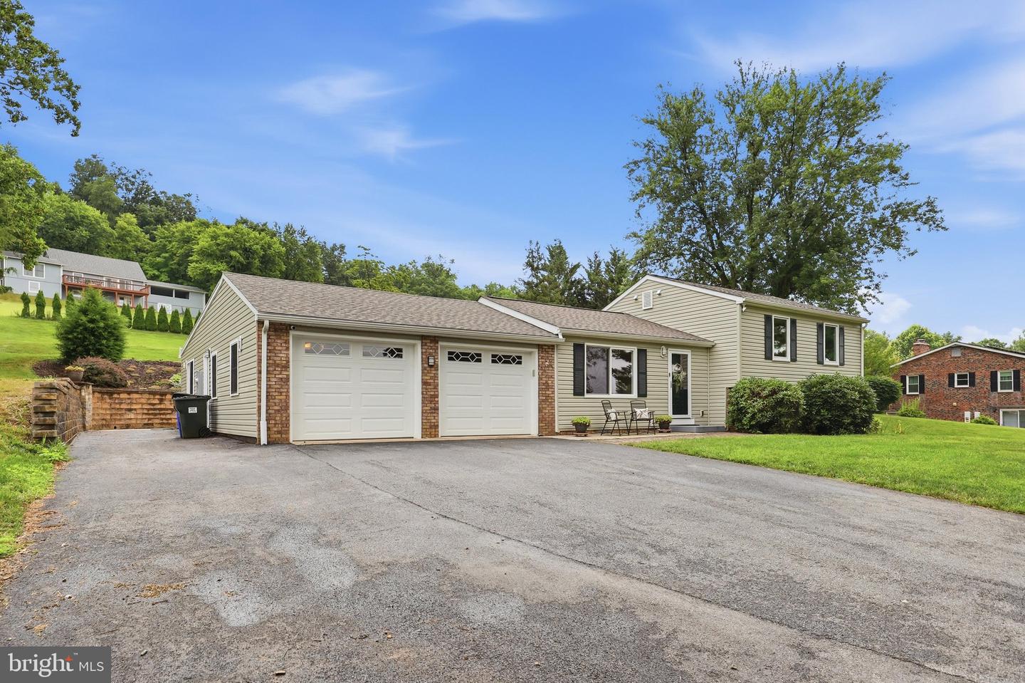 6113 Elaine Dr Property Photo 41