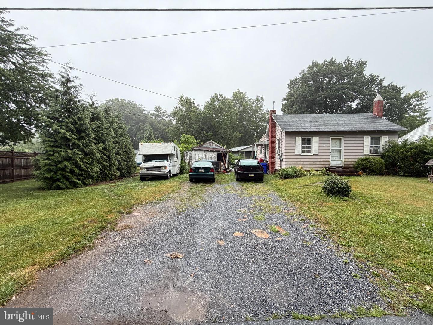 6605 Mountaindale Rd Property Photo 3