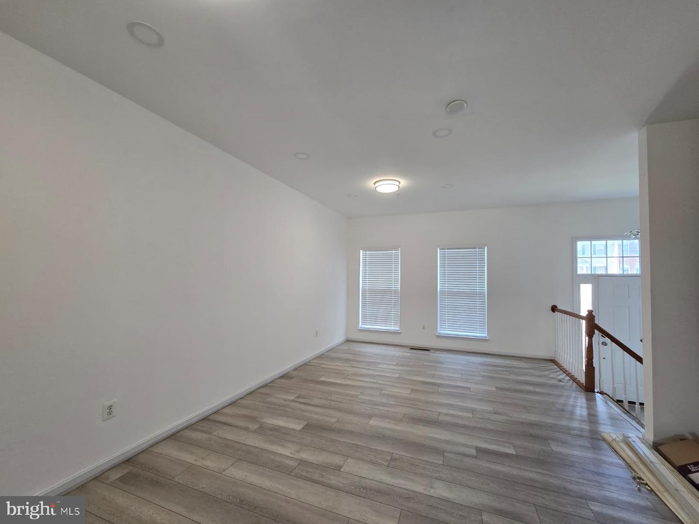 5808 Mercantile Dr W Property Photo 9