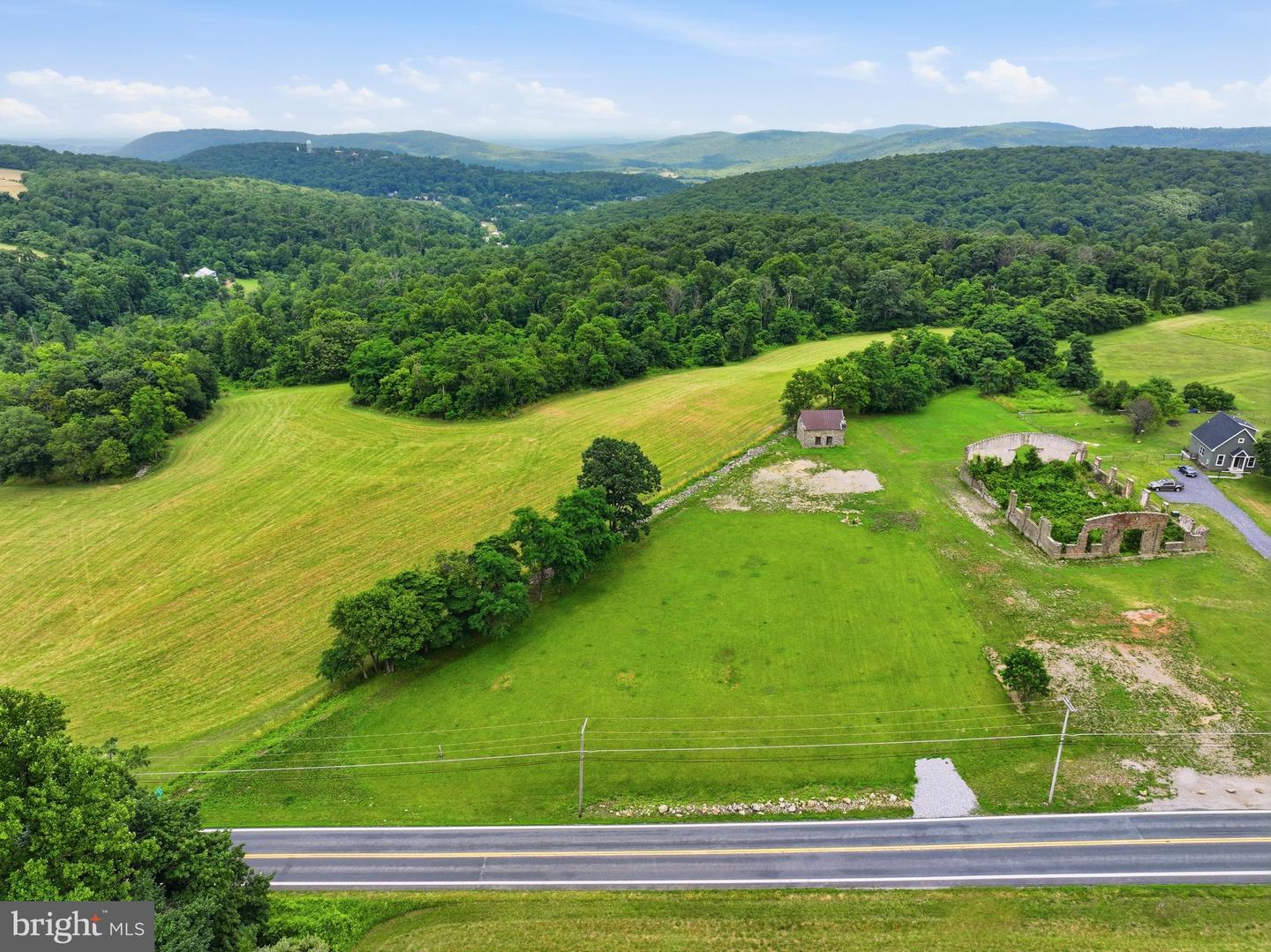 17023 Raven Rock Rd Property Photo 1