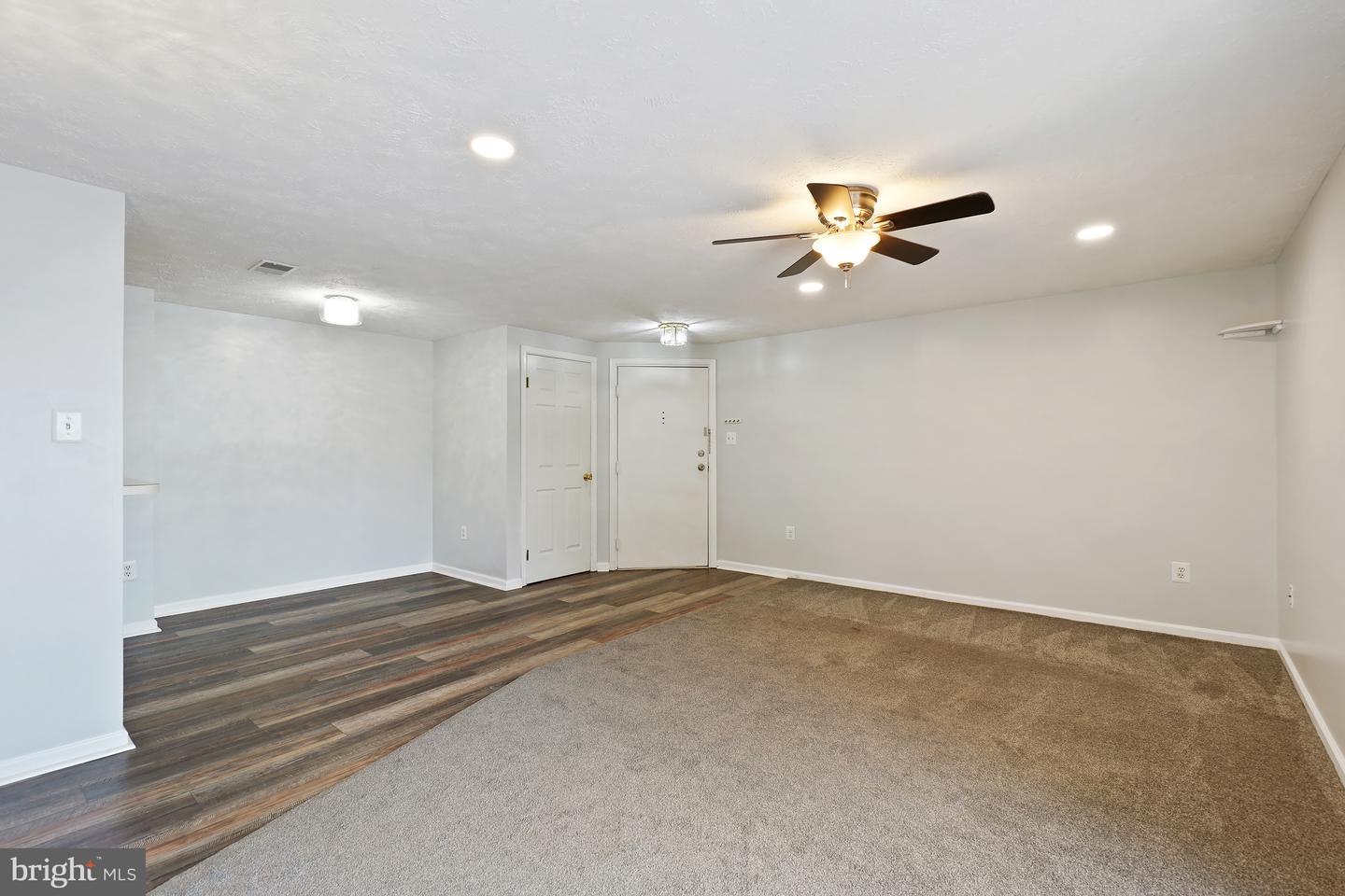 811 Stratford Way #e Property Photo 5