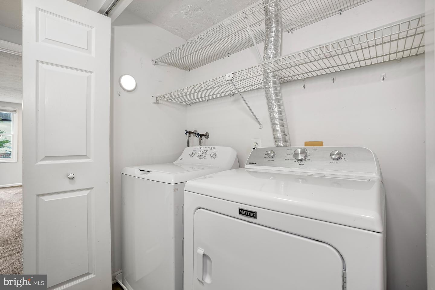 811 Stratford Way #e Property Photo 14